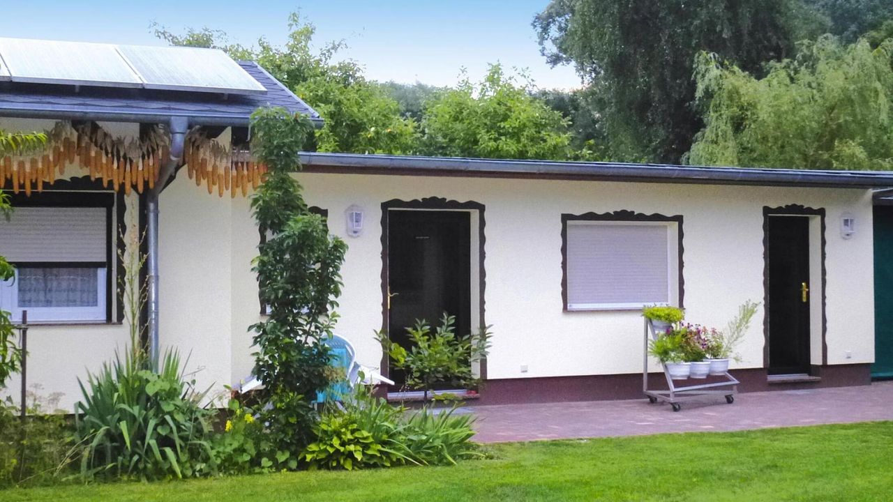 ExteriorSummer ExteriorSummer